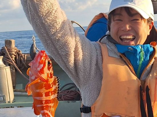 手ぶらでちょっと変わった船釣り体験！期間限定・時間延長オモック半日コース ロックフィッシュを狙おう！15歳から参加可能＜笠利町＞ by サラサの写真1