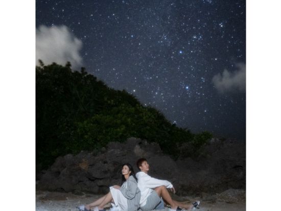 星空photoと宙（そら）さんぽ 天然のプラネタリウムの下で思い出を残す星空フォトプラン♪ご家族・カップル・友達同士におすすめ＜約1時間／宮古島＞