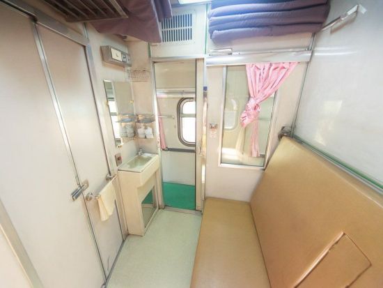 【夜行列車】バンコク駅 ⇒ トラン駅