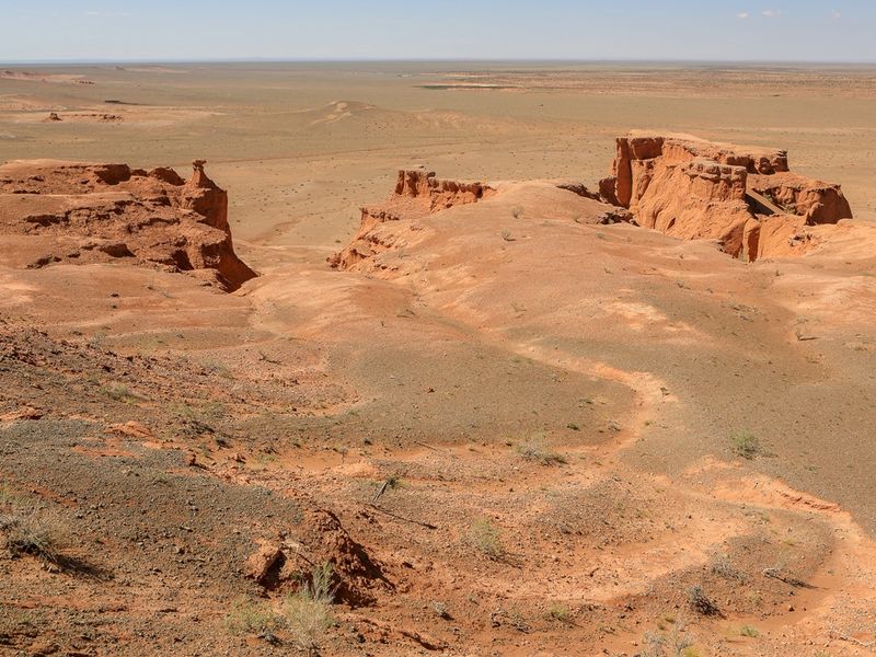 Mongolia_Bayanzag_pixta_25667857