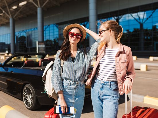 Airport_AdobeStock_217889833 (1)