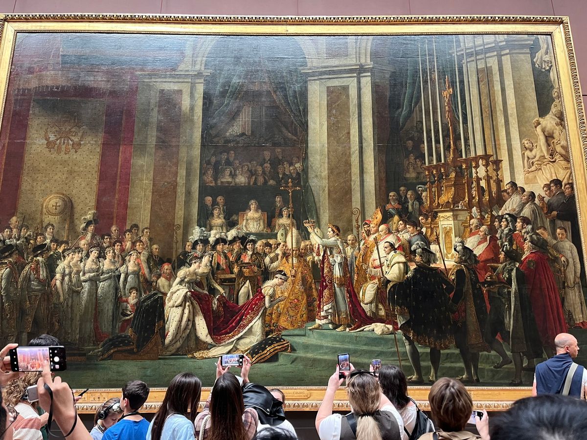 ルーブル美術館 | パリ 旅行の観光・オプショナルツアー予約 VELTRA