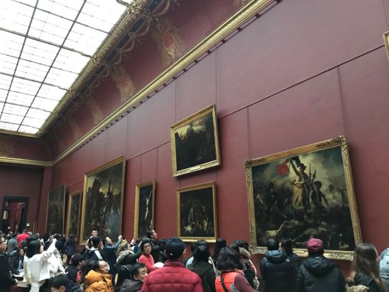 ルーブル美術館プライベートツアー　政府公認日本語ガイドがご案内　街歩き付きプランも！＜2時間または3時間／定員6名＞