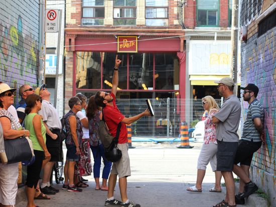 Urban-Adventures-Canada_Toronto_Street-Art