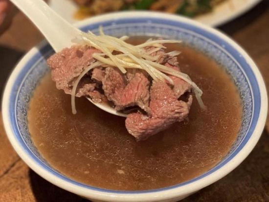 金春發牛肉店（ジンチュンファー） 昆陽店または復興店　食事券予約サービス ＜台北＞