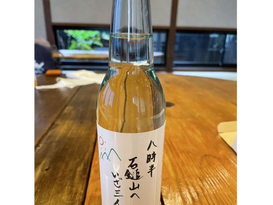 道後温泉ガイドツアー 老舗酒蔵でのオリジナルラベル作り体験付き＜ガイド付／約1.5時間／道後温泉発＞