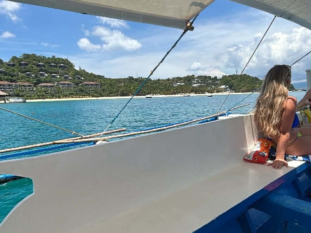 ボラカイ島クルーズ｜海上から南国ボラカイの絶景を満喫！ ｜ボラカイ