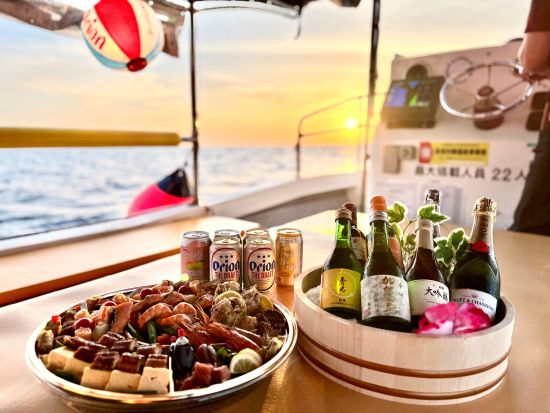 【1組限定｜貸切】屋形船サンセットクルーズ イユミーバンタ号 比謝川と東シナ海の絶景体験＜90分or120分／乾杯ドリンク付／沖縄本島＞