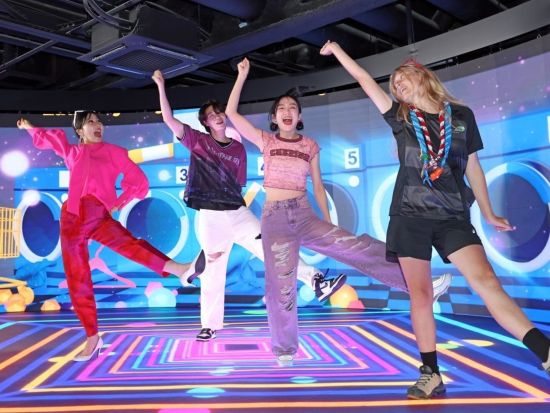K-POPファン必見！KOKOON SHOW鑑賞チケット　終演後にアイドルと写真撮影も♪K-POP聖地巡り付きプランあり