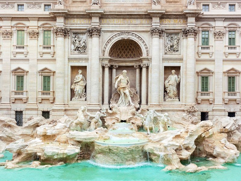 Italy_Rome_Trevi_Fountain_shutterstock_340687193