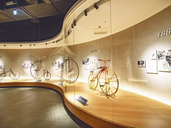 日月潭サイクリングツアー　湖畔ライド＋ロープウェイ＋GIANT探索館見学＜日本語ガイド／台北発着＞
