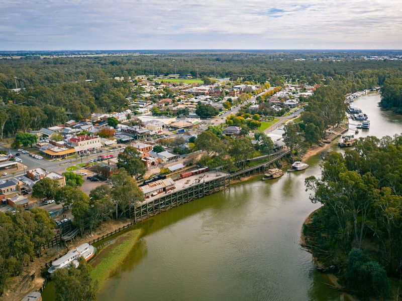 Aerial of the Paddle Steamers