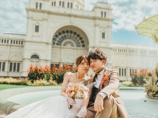 フォトウェディング　カールトンガーデンまたはフリンダース駅＋ブライトンビーチ　新婦様ヘアメイク込み　衣装持ち込みプラン＜撮影1.5時間／専用車移動／日本語対応＞