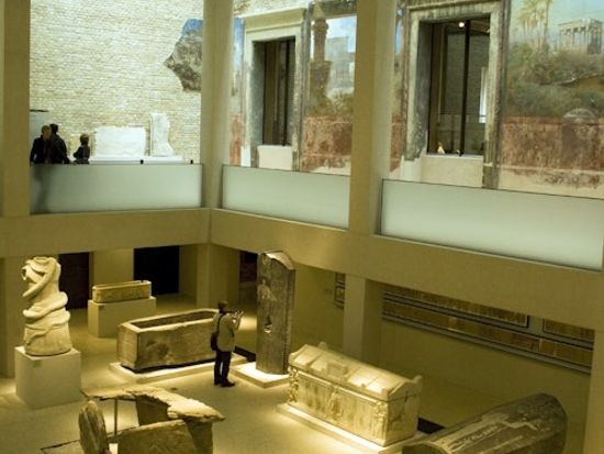 ベルリン 新博物館 入場チケット – 世界遺産でネフェルティティの胸像を鑑賞の写真4