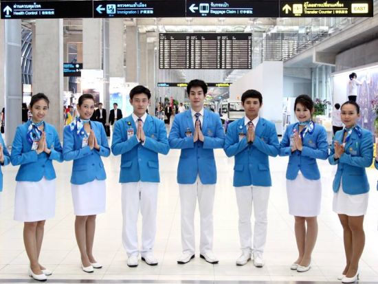 【空港送迎】スワンナプーム国際空港 ⇔ バンコク郊外（パタヤなど）＜貸切／最大8名／現地語ドライバー＞