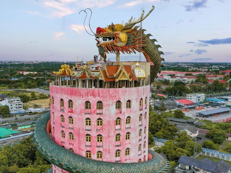 Wat Samphran03