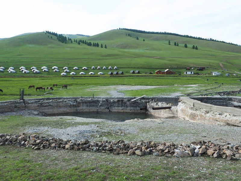 Mongolia_Tsenkher Hot Springs_adobe_284689785