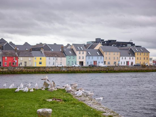 The Claddagh, Galway City ©Fáilte Ireland