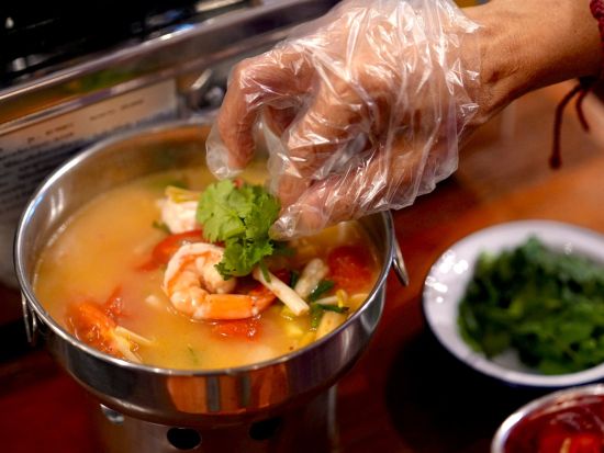 タイ料理教室　市場で食材選び＋パッタイなど人気のタイ料理レッスン＜バンコク／英語スタッフ／グループレッスン＞