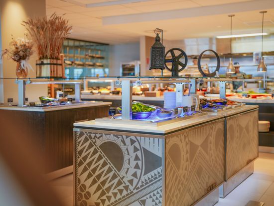 SQ_Stratosfare Restaurant & Bar_Buffet_resize