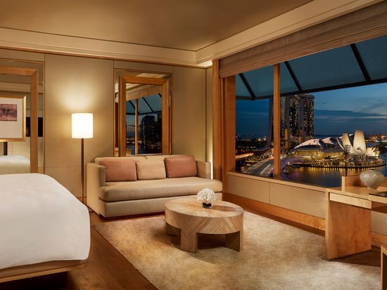 2. Room Deluxe Marina (King) Room
