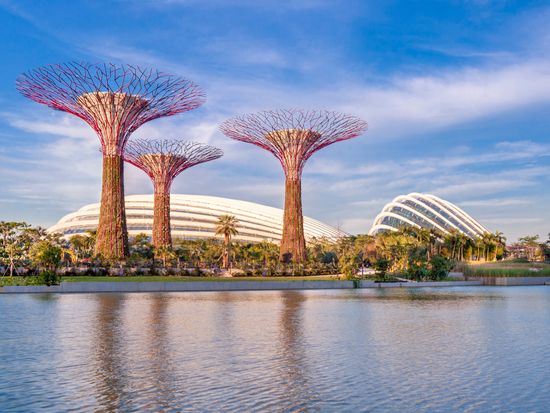 Gardens by the Bay overview 2