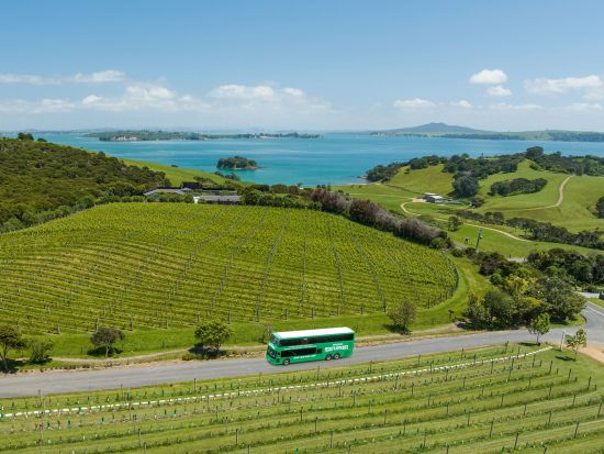 フラーズ360（Fullers360）ウェスタン・エクスプローラー ワイヘキ島 乗り降り自由バスツアー ＜フェリー往復乗船券込み＞