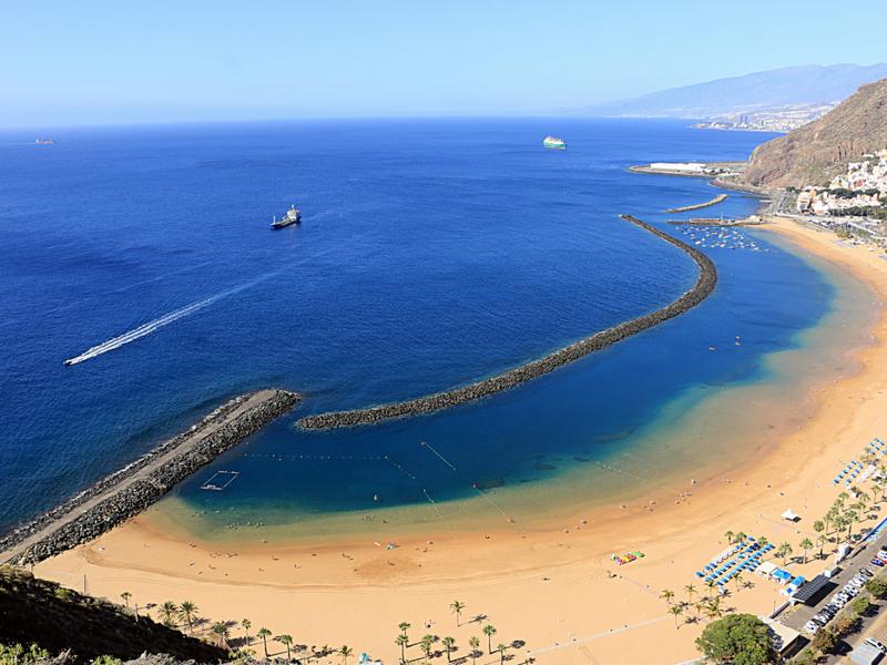 Ferry from Gran Canaria to Tenerife