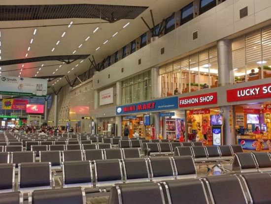 ダナン国際空港ファストトラックサービス　優先レーンで出入国審査！長蛇の列をスキップしてVIP気分 ＜到着便または出発便／ダナン＞