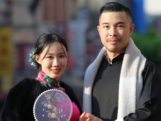 衣装レンタル　春花秘境（Spring Blossom）　漢服やチャイナドレスを着て迪化街散策　事前予約サービス