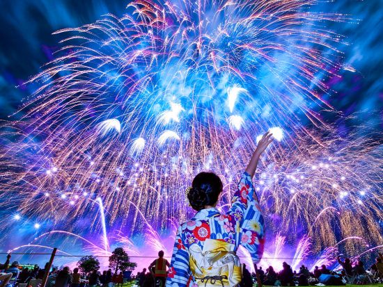   八代（やつしろ）全国花火競技大会２０２６【西日本で唯一の全国花火競技大会】特別団体観覧席（椅子付）確約！夏季限定浴衣体験選択可＜1日／博多発着＞