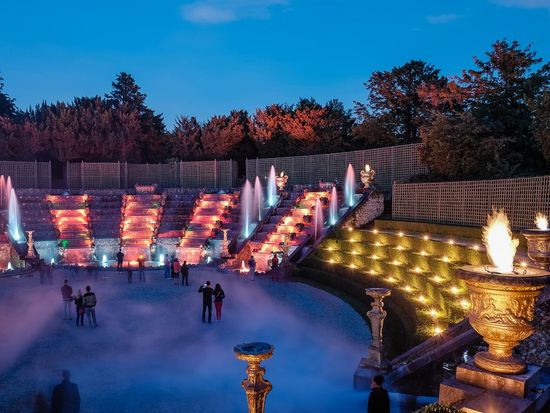 【6月6日～9月19日限定】ベルサイユ宮殿 夜の噴水ショー鑑賞ツアー ＜土曜日／パリ発＞の写真4
