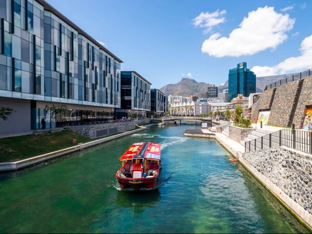 Cape Town V&A Waterfront Canal Cruise