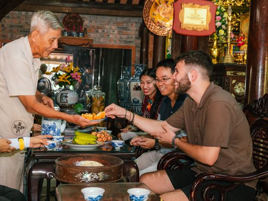 フエ 1日観光ツアー　フエ王宮と柑橘の里をめぐる ＜昼食付き／英語ガイド／ダナン発＞の写真2