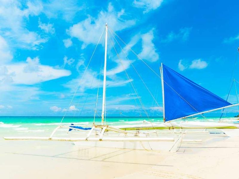 Boracay Island Paraw Sailing5