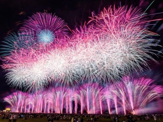 9月26日限定！大洗海上花火大会2026 日帰りバスツアー 過去最多2万発の花火やイベントも多数あり＜有料観覧席付／横浜発＞