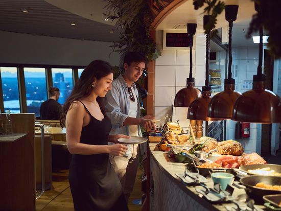 skyfeast-couple-menu-jul25-hr-marksherborne-49