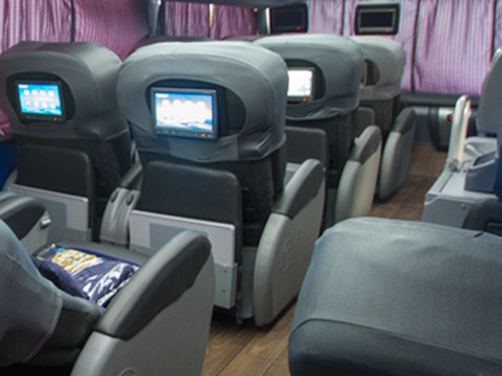 160Cruz del Sur 3970-inside