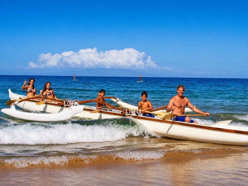 Hawaiian-Ocean-Sports-Canoe