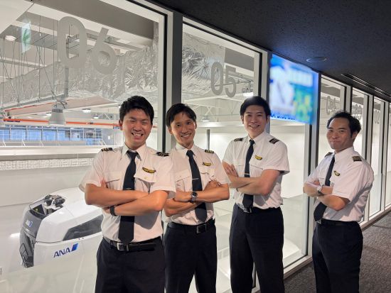 ANA Blue Base 見学ツアー～現役パイロット編～各回20名＜東京・大田区＞