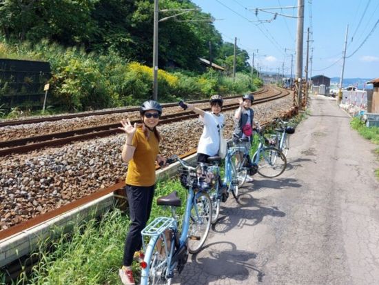 朝里川E-Bikeレンタル 狭い海岸線の道もスイスイ観光♪選べるレンタル時間がうれしい！＜5～10月／朝里川温泉＞byアサリラウンジ