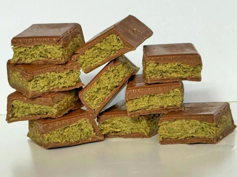 Dubai Chocolate making1