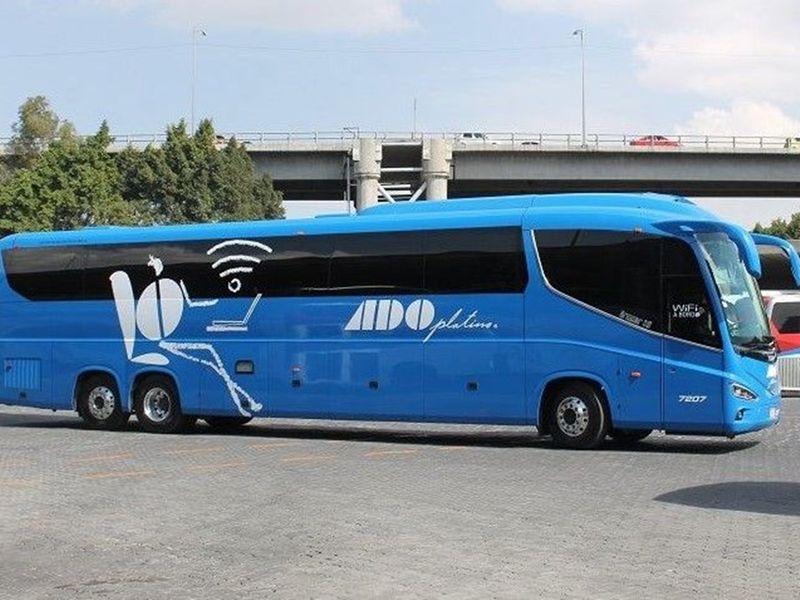 ADO Platino2324-outside