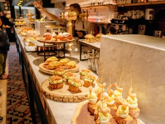 Spain_San Sebastian_Basque_pintxos_pinchos_tapas_bar_shutterstock_1617311230