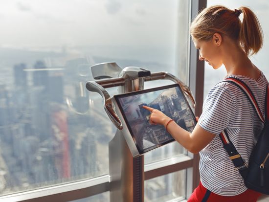UAE_Dubai_Burj Khalifa_Observation Deck_Observatory_shutterstock_1008334171