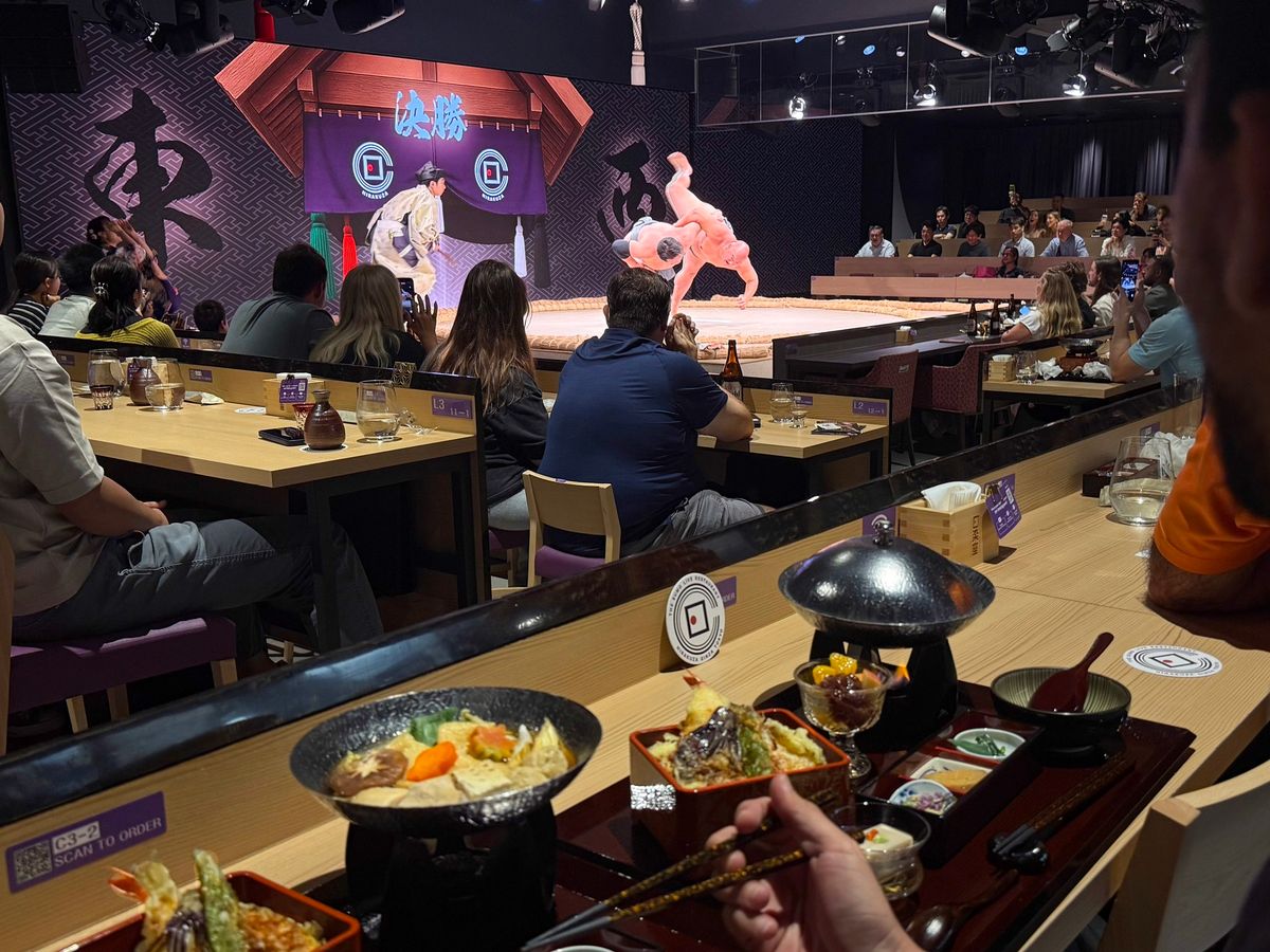 THE SUMO LIVE RESTAURANT 日楽座 GINZA TOKYO 銀座で楽しむ相撲ライブ