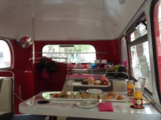 London Afternoon Tea Bus Tour on a Vintage Double Decker tours ...