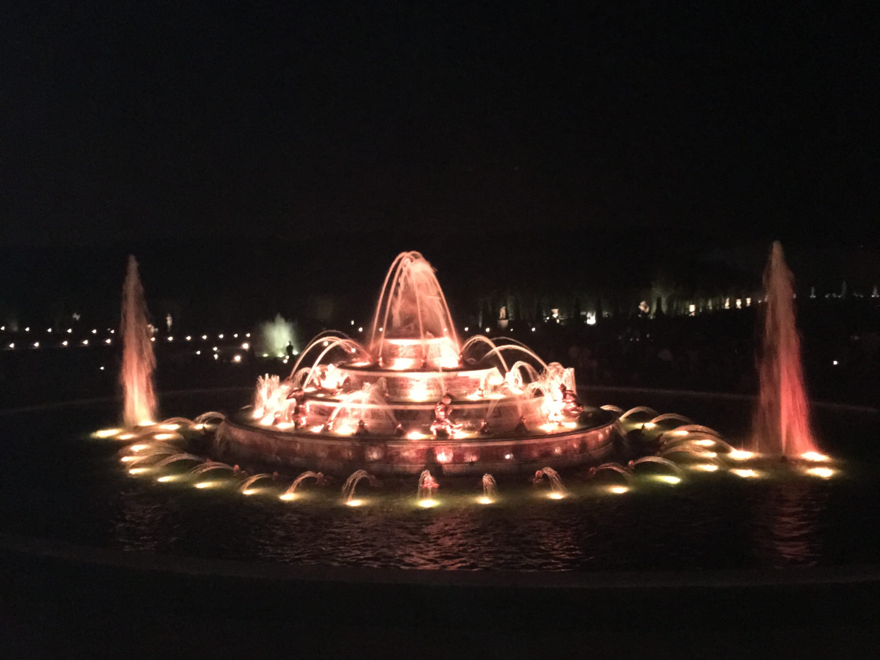 超值特卖□ 噴水 パリ フランス 風景写真 公園 夜景 ★ 額縁付 Ａ３ノビ 自然、風景